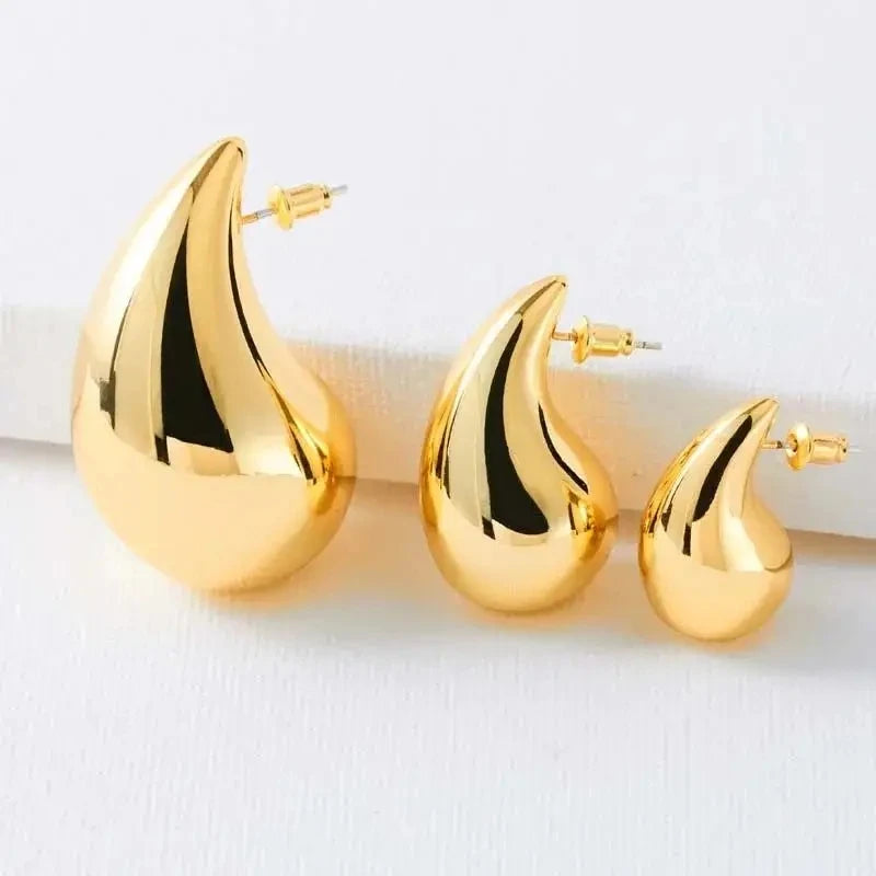 EVA TEARDROP GOLD EARRINGS