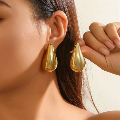 EVA TEARDROP GOLD EARRINGS